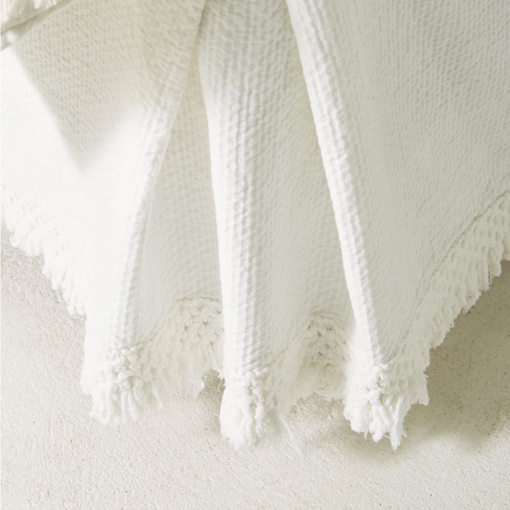 Anthropologie Liora Queen Bed Skirt